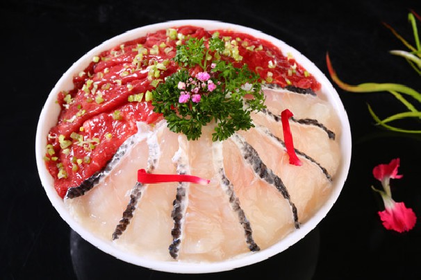 憨石匠鮮菜火鍋：味覺的盛宴，文化的傳承